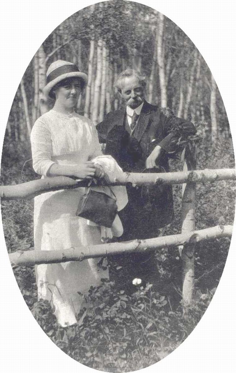 Mary E Alexander & her Father Thomas