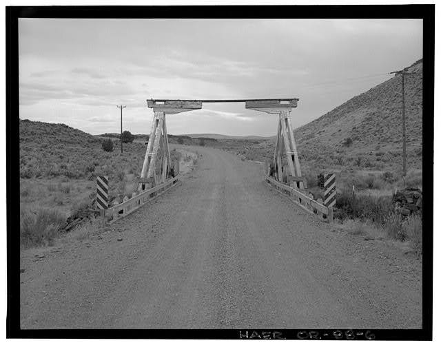 6. APPROACH VIEW FROM EAST - South Fork Malheur River...