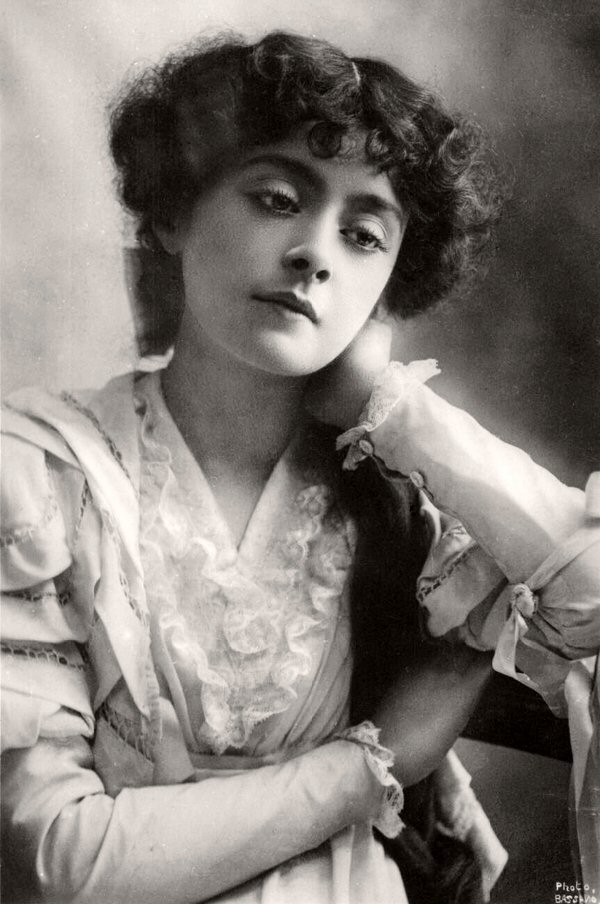 Florence Smithson 001