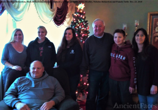 Bradley, Richardson, Tuttle Family, 2018