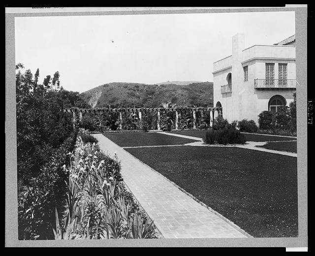 Pasadena, California, Mrs. Herbert Coppell home - view of...
