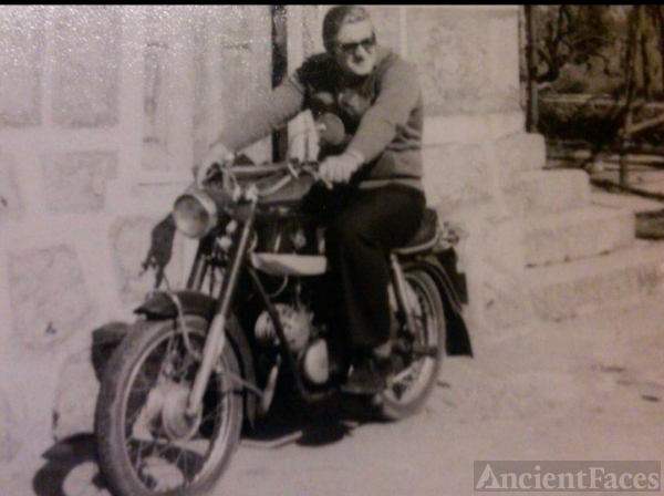 Dad at Quinta de Santo Antônio, Gouveia Portugal