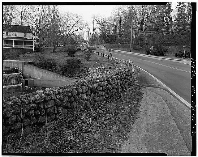 21. DETAIL VIEW OF COBBLESTONE PARAPET, LOOKING NORTHWEST...