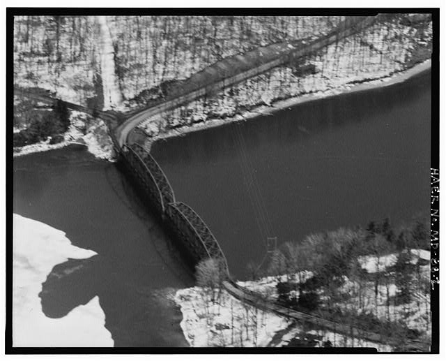 2. AERIAL VIEW, SHOWING GLENDALE ROAD BRIDGE WITHIN ITS...