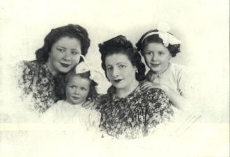 Zilberstein girls 1942