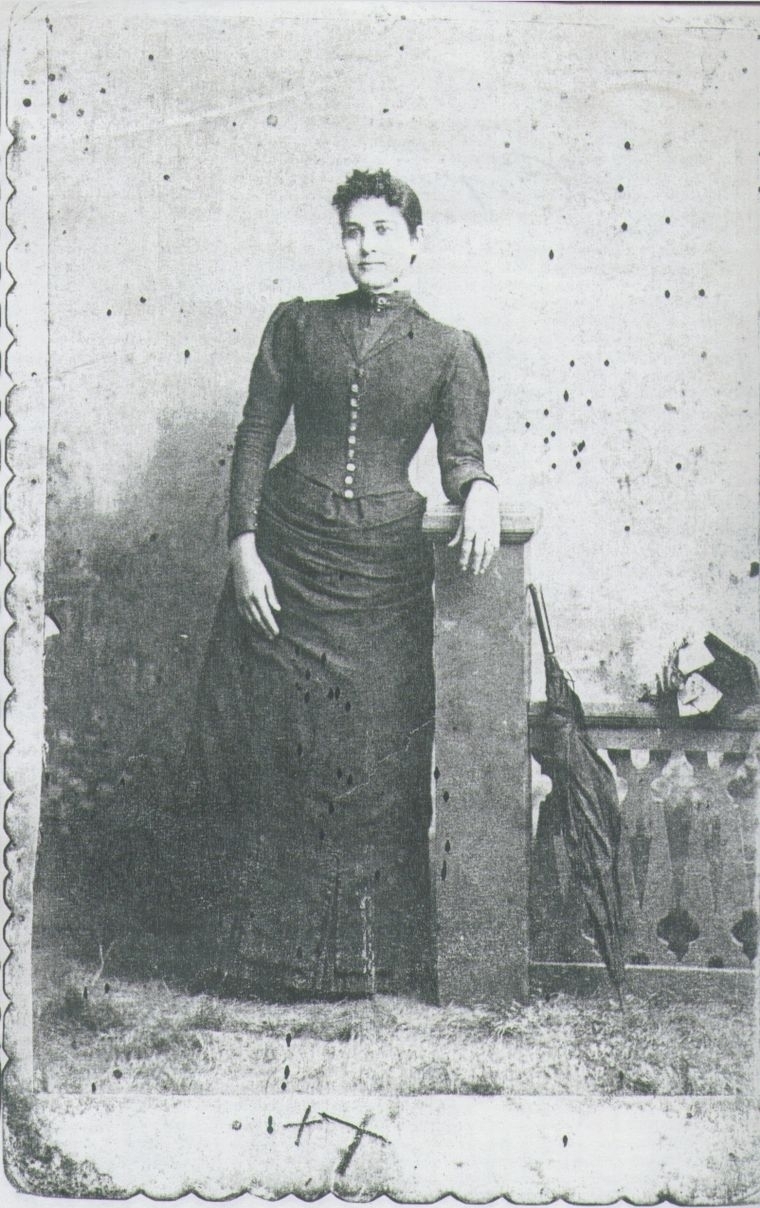 Sister of Eugene Tarpley
