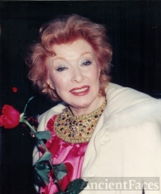 Greer Garson by Greg Pace