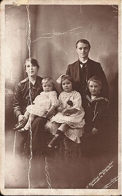 ASH FAMILY PASSPORT PICTURE