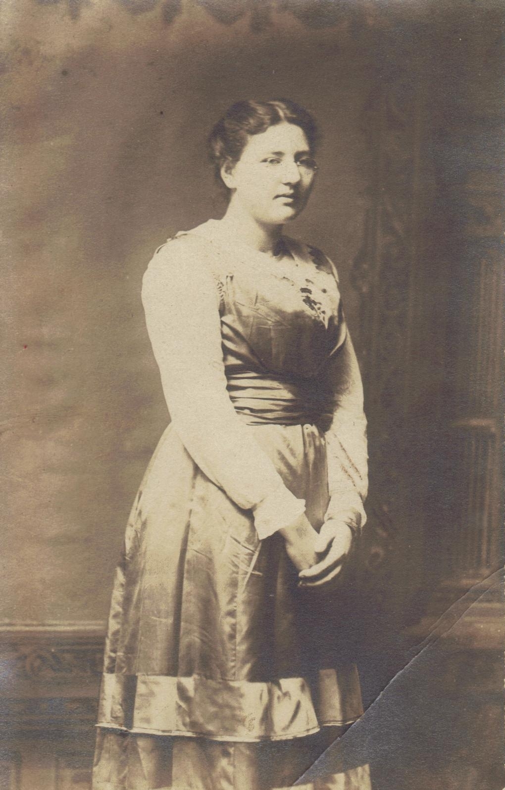 Loretta Adam