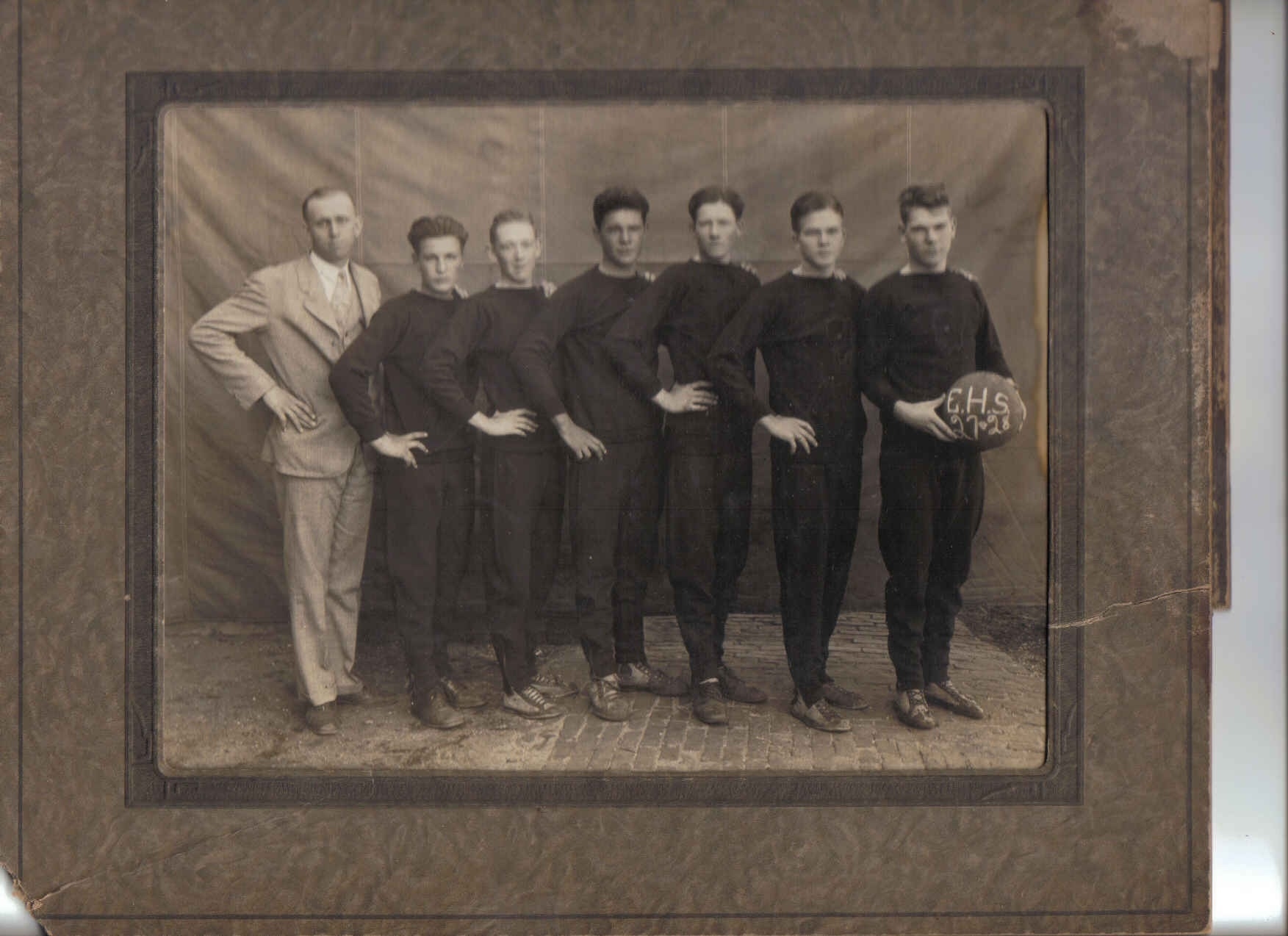 Basketball team, 1928