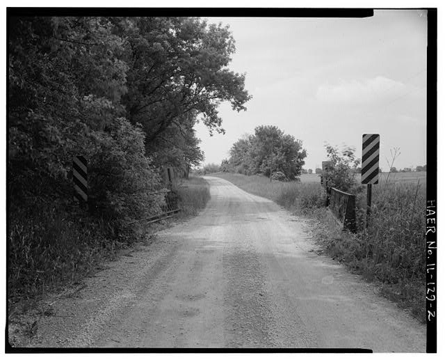 2. VIEW TO SOUTH - North Kinney Road Bridge, Spanning...