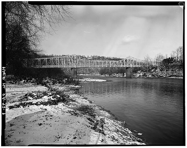 1. VIEW, LOOKING NORTH, SHOWING SOUTH ELEVATION -...