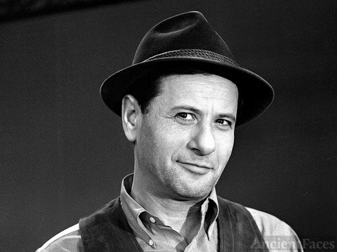 Next photo of Eli Wallach