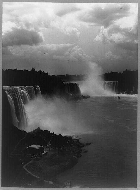 [Niagara Falls, New York]