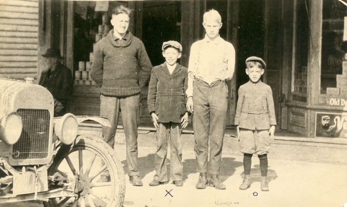 Allen boys & Butler boys 1918