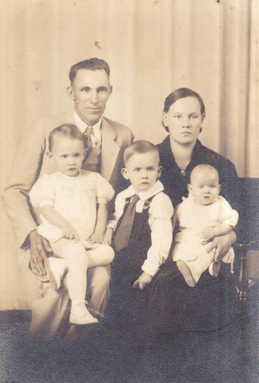 Dennis Vearl Barngrover