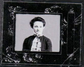 unknown Brisbin woman #5