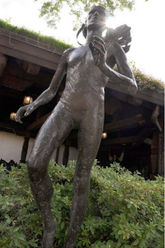 Grete Waitz Statue at Disney World!