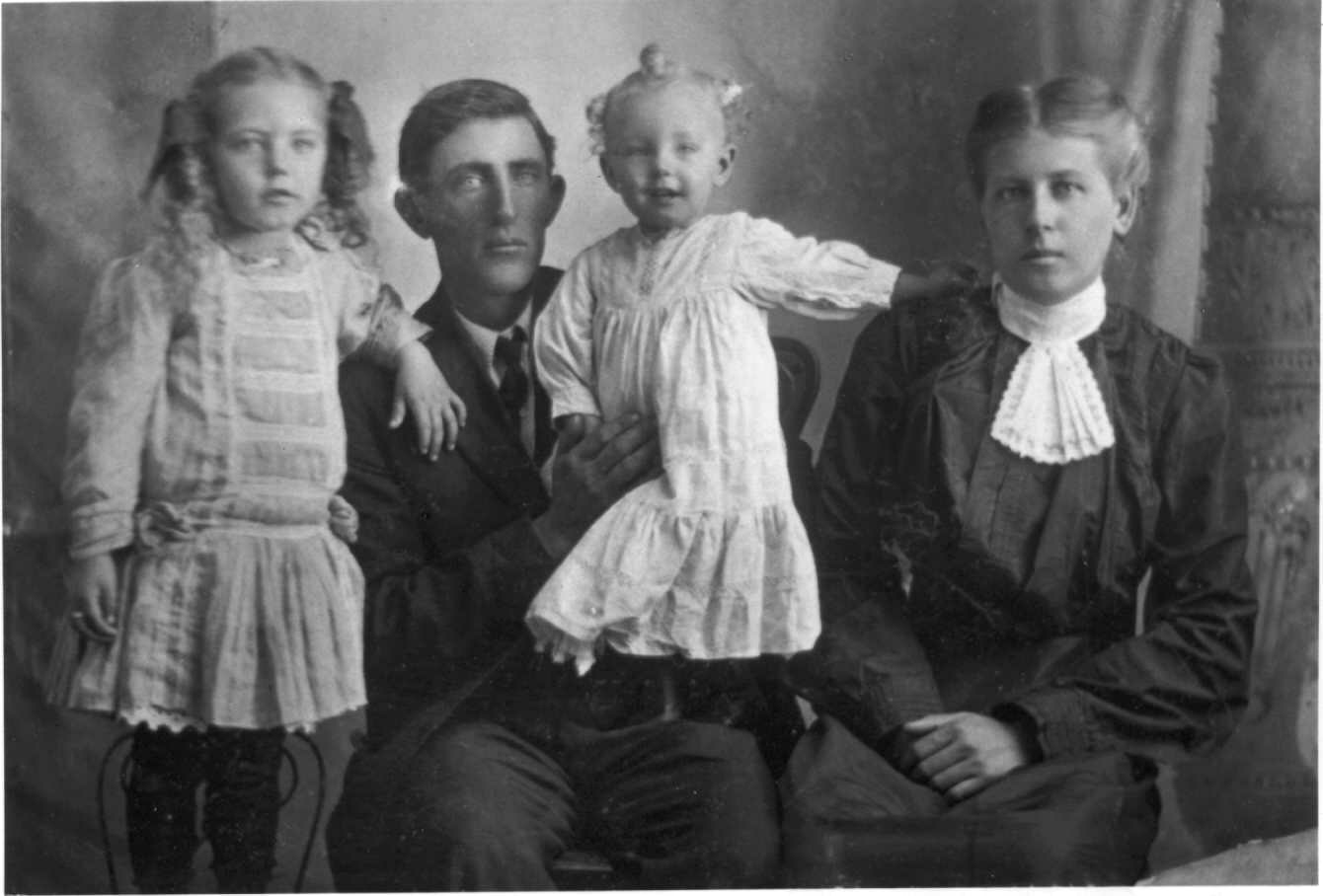 Calm Brown family 1910