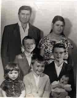Oscar & Anna Boone Family WI 1961