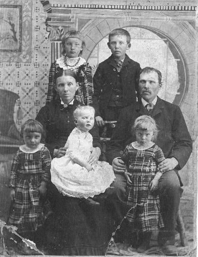 August and Maria Peters family