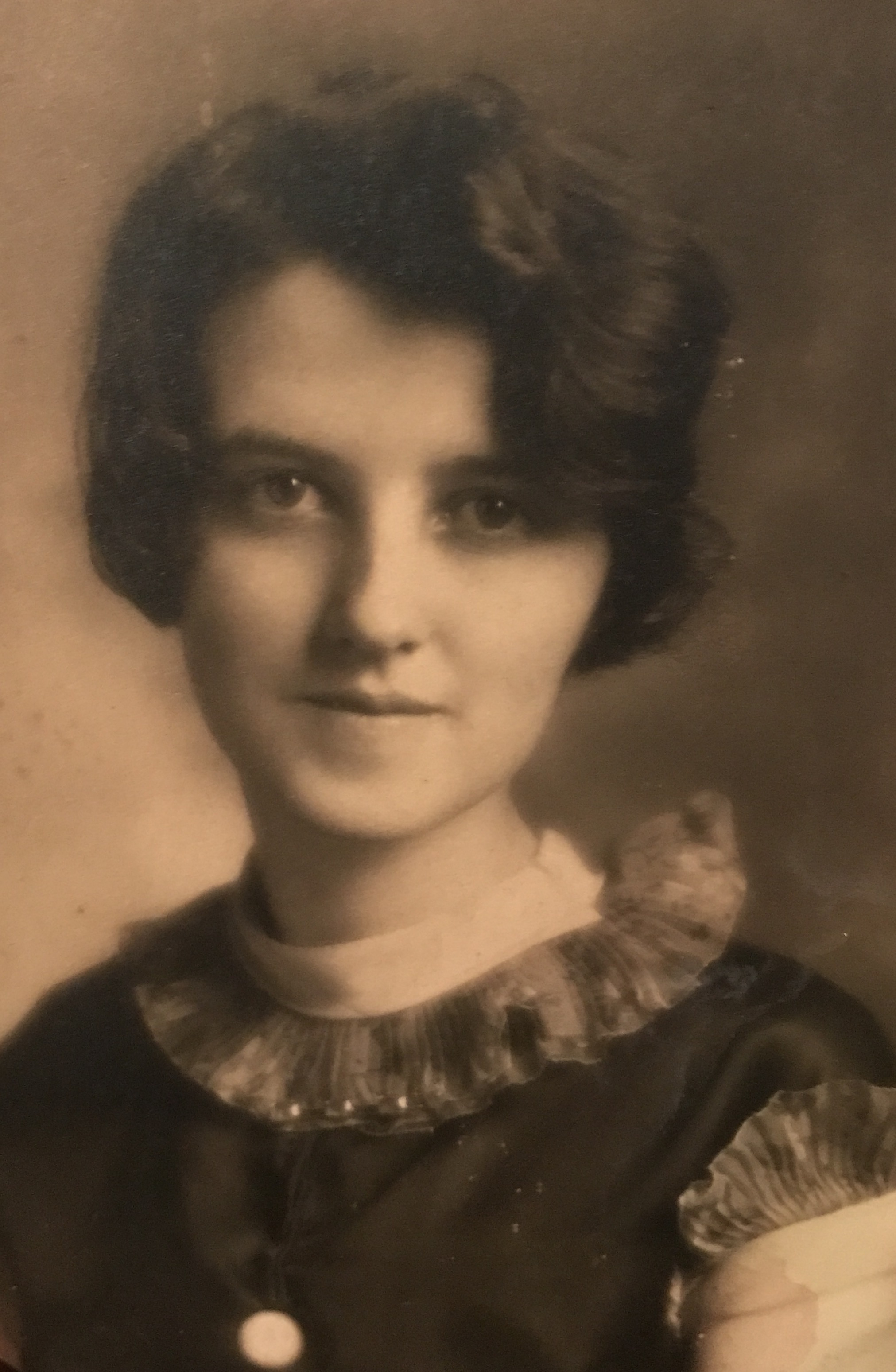 Lida R Hennacy