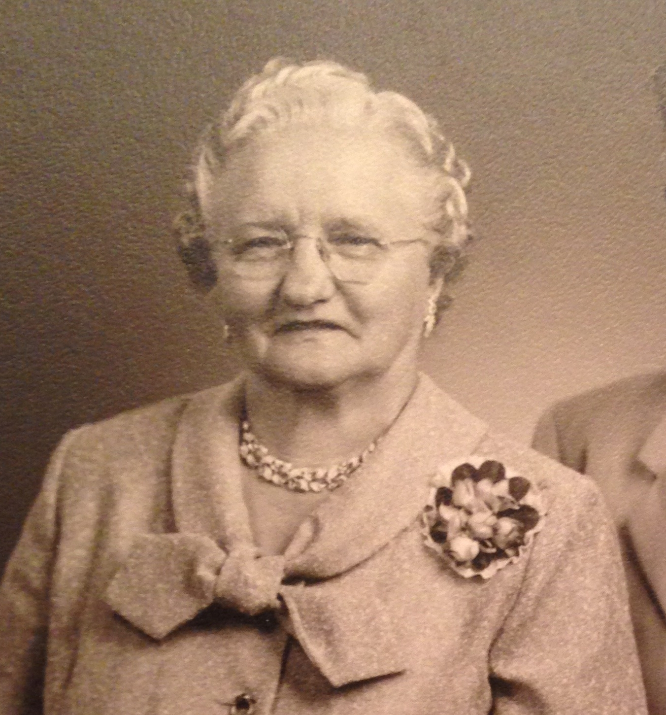 Alice Olese (Urbas) Tisckos