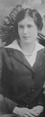 Minnie Lois Oakley -family historian