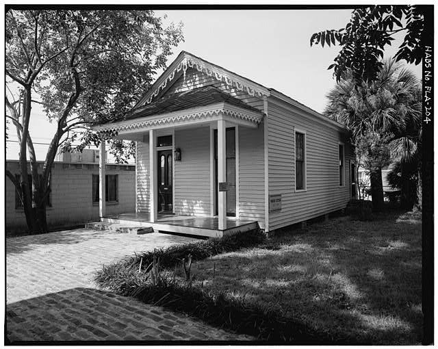 1. Historic American Buildings Survey Ray Malinowski,...