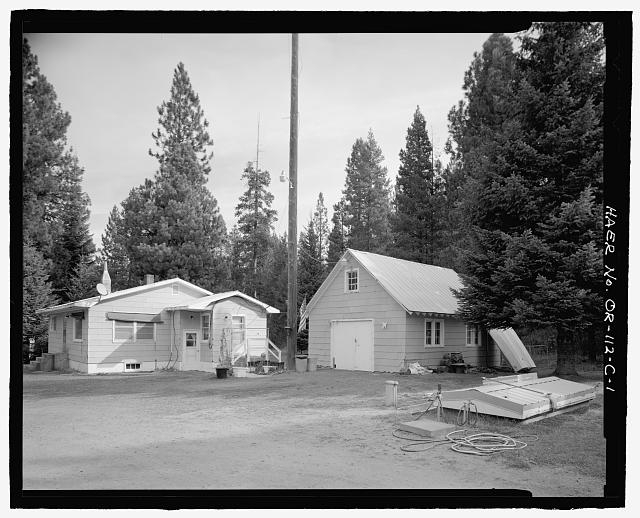 Damkeeper's Cottage and Garage, view to northeast -...