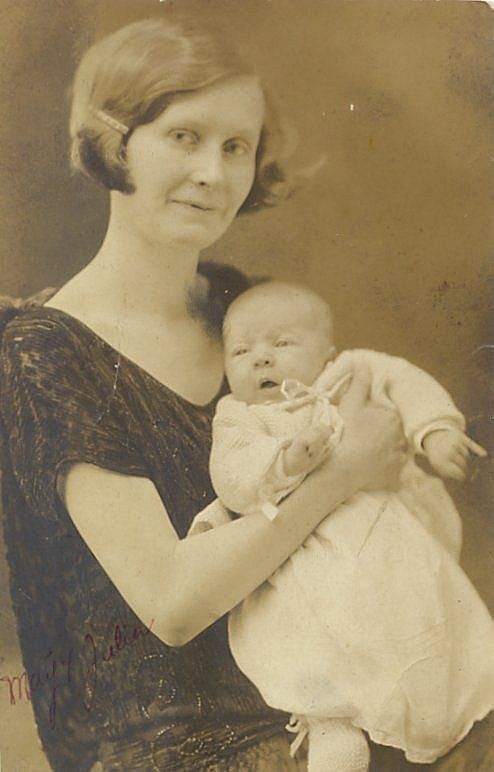 Ruby May Brown Stephens and baby Julia