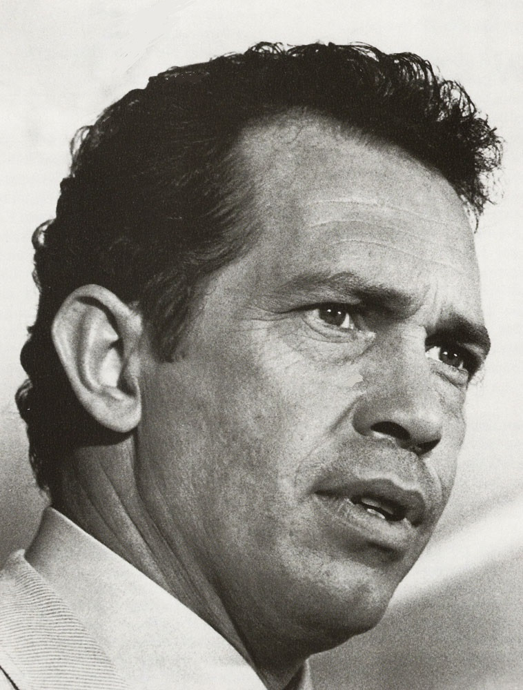 Warren Oates