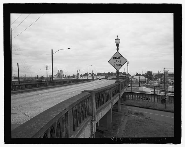 Perspective view of the deck and superstructure, view...