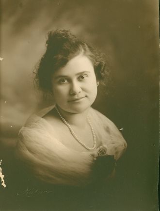 Lillian Bergman Poynter