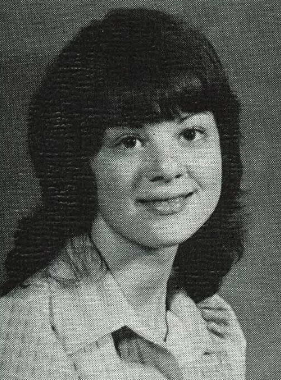 1975 Yearbook- Anita L Simmers