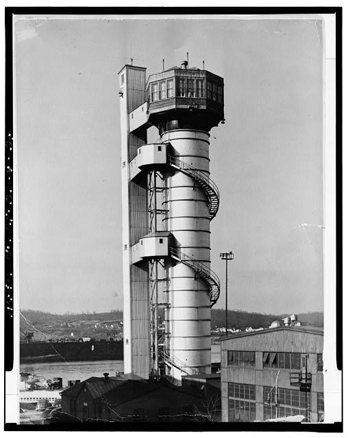 34. VIEW OF SUBMARINE ESCAPE TRAINING TANK PRIOR TO...