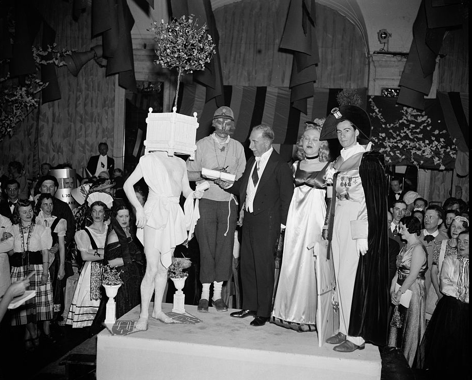Richard Hill, Best Costume 1939
