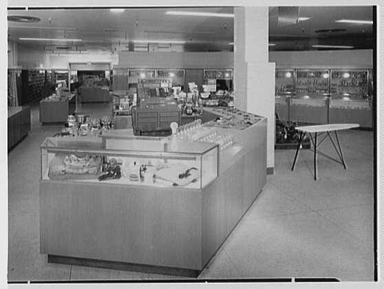 Macy's, business in Jamaica, New York. Electrical goods