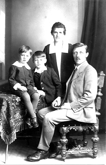 August Pletzer family