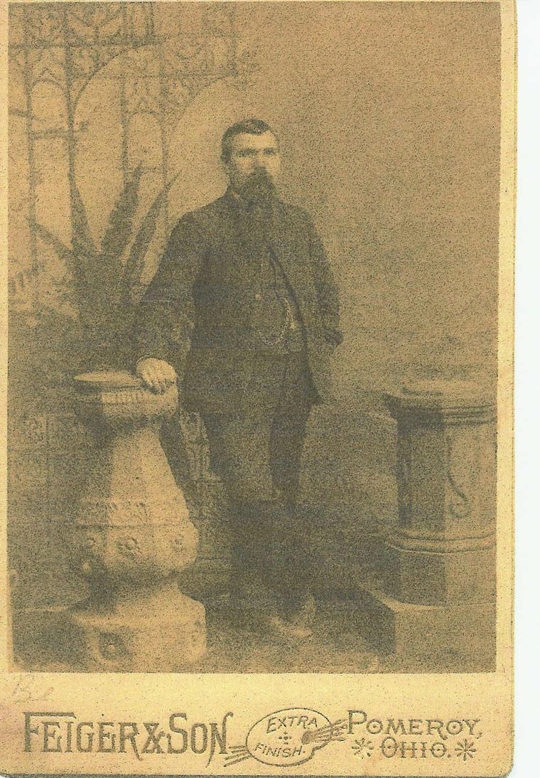Benton Carl While Married to Catherine Landaker