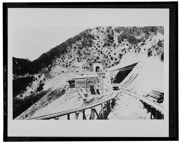 31. SAR-1 FLOWLINE RAILWAY TRACK AND TUNNEL PORTAL. EEC...