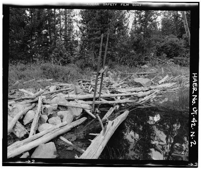 2. VIEW SHOWING UPSTREAM FACE OF DAM, WITH UPRIGHT...