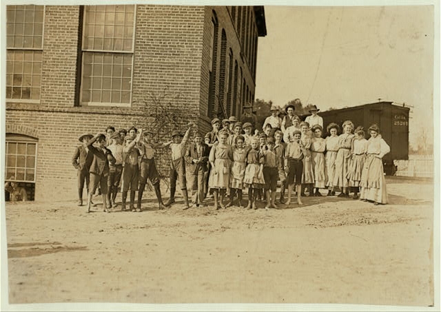 Noon at the Willingham Cotton Mills, Macon, Ga. Owned by...