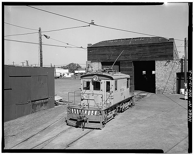2. 3/4 VIEW, SLIGHTLY ELEVATED - Yakima Valley...