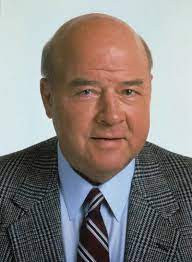 Dana Elcar.