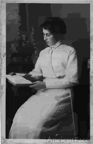 May Grivell, early 1900's