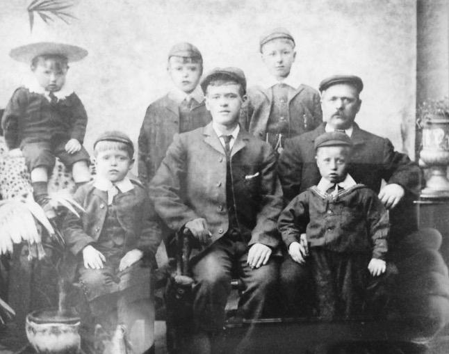 Benjamin Hargreaves family