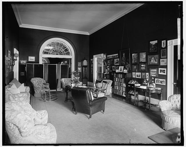 WHITE HOUSE. WEST SITTING ROOM