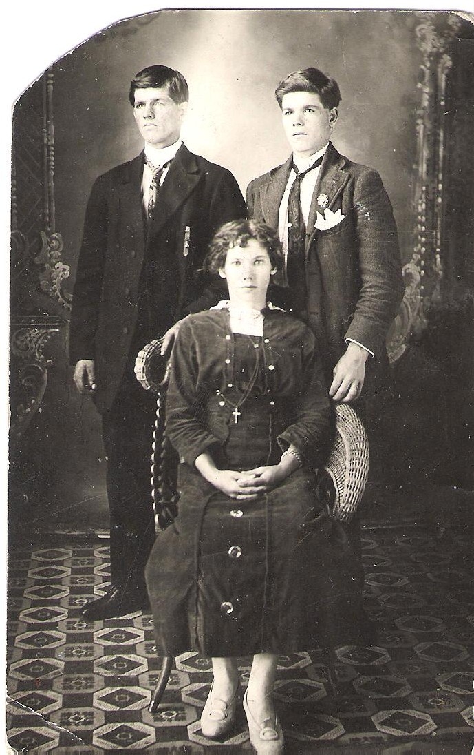 Cassista Siblings ? 1912 