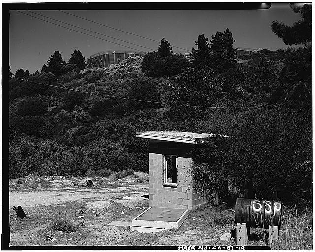 19. VIEW OF PUMP HOUSE, LOOKING NORTH. FIREHOUSE ON FAR...